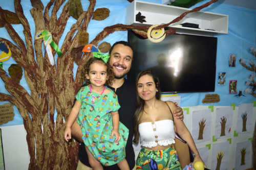 E o Mato Cresceu ao Redor