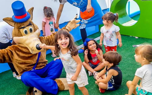 Lobo-mingau-e-os-três-porquinhos 18